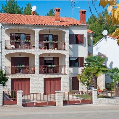 Mihaela Apartments Poreč Exterior foto