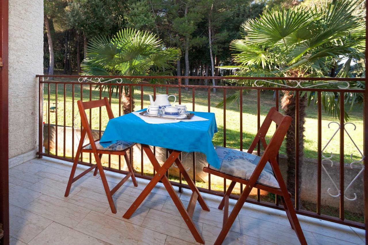 Mihaela Apartments Poreč Exterior foto