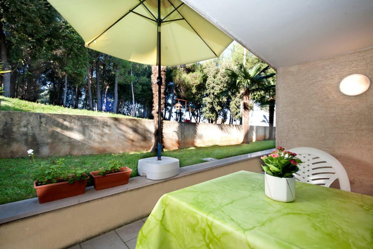 Mihaela Apartments Poreč Exterior foto